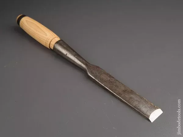 1 1/4 inch WELLES & WILSON Laminated Heavy Framing Chisel - 87339
