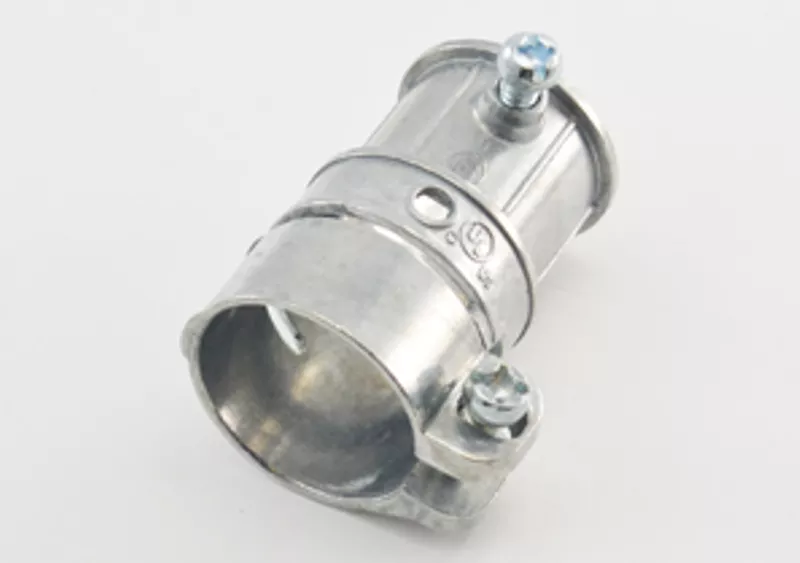 Bridgeport 282-DC 3/4" Flex Conduit to 3/4" EMT Set Screw Combination Coupling, Zinc Die Cast