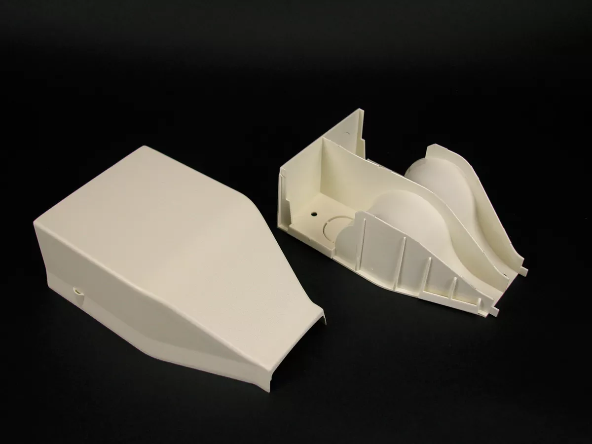 Wiremold 2310DFO-WH 2300-Series Radiused Divided Entrance End Fitting