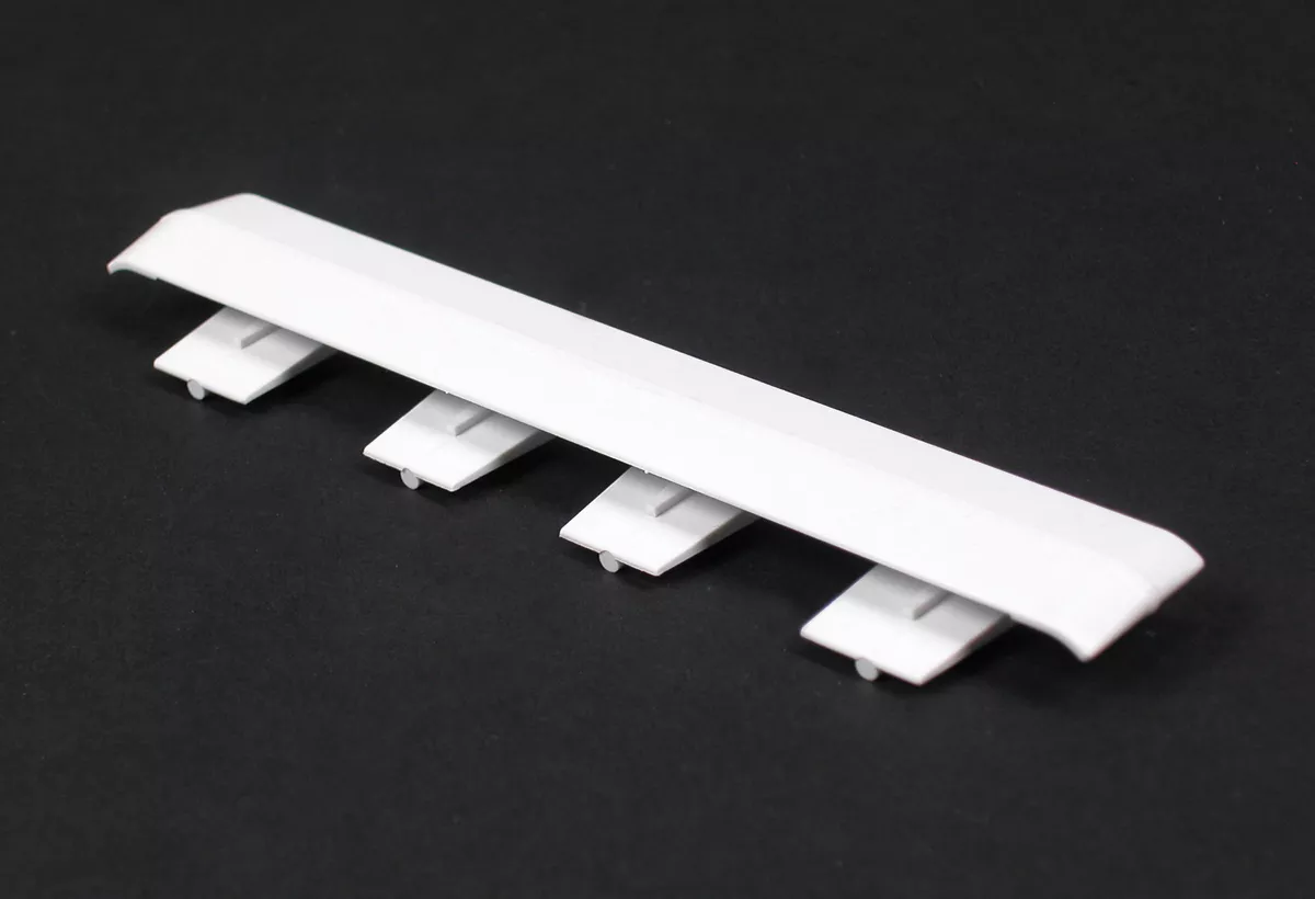 Wiremold 5406A 5-3/32" Ivory Non-Metallic Multiple Channel Raceway Cover Clip