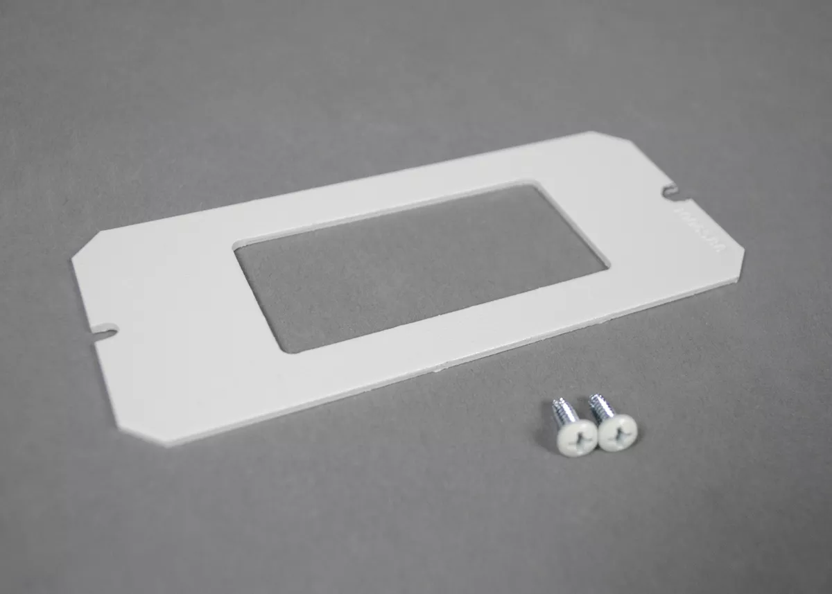 Wiremold 6DEC 1-1/2-Gang Poke-Through Device Plate